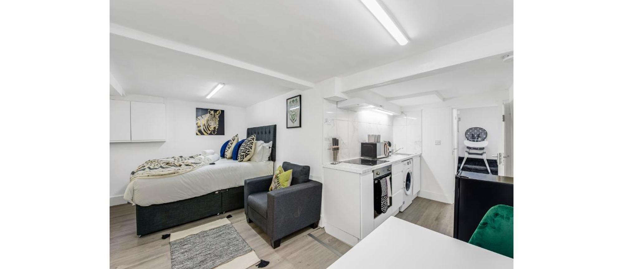 Cosy Little Flat - Perfect Base For Explorers Апартаменты